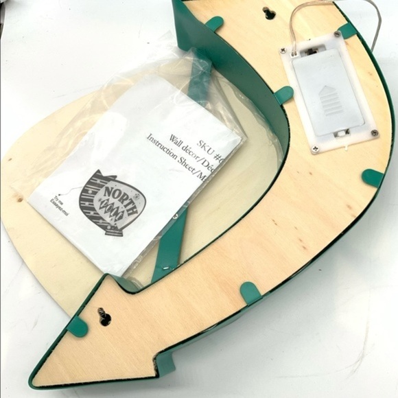 Ashland North Pole light up wall table decor NWT - Picture 2 of 4